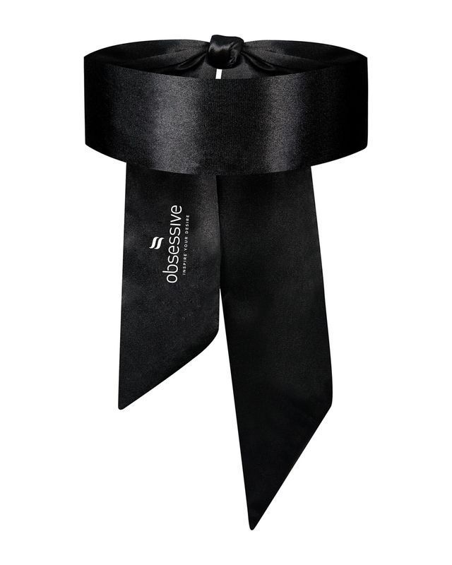 Атласная маска-повязка Obsessive Blindfold black One size, черная реальная фотография