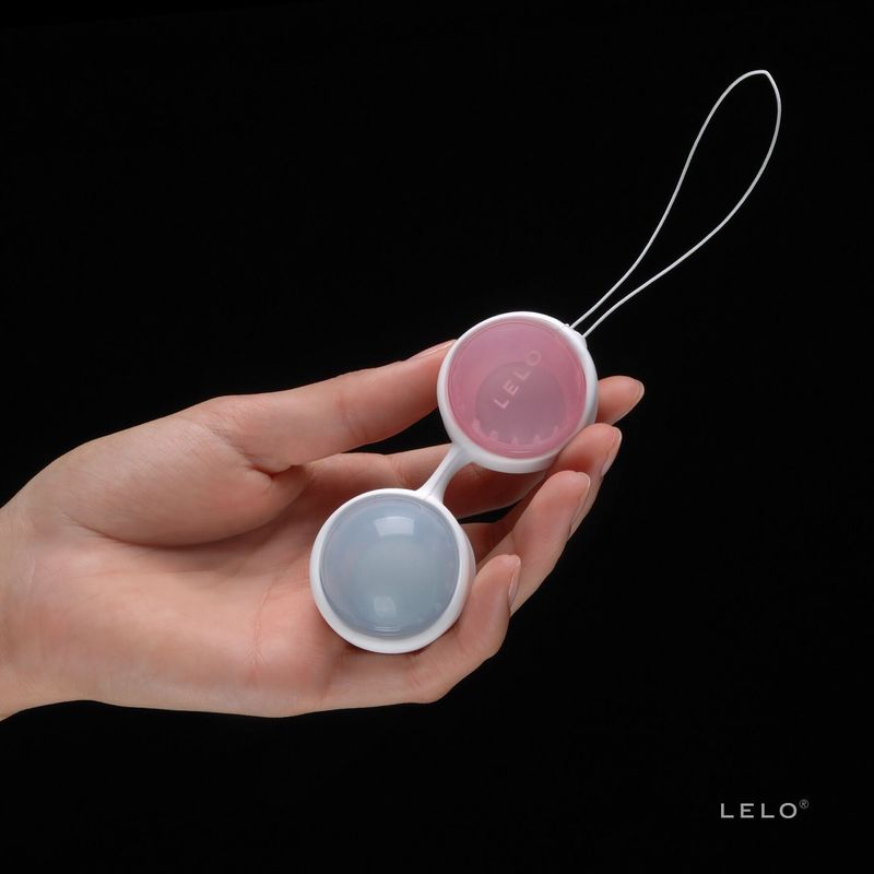 Набор вагинальных шариков LELO Beads, диаметр 3,5 см, изменяемая нагрузка, 2х28 и 2х37 г реальная фотография