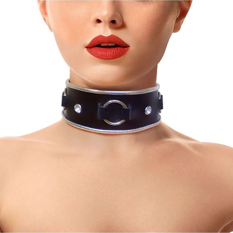 Ошейник из натуральной кожи со стразами и кольцом Art of Sex - Collar Ring реальная фотография