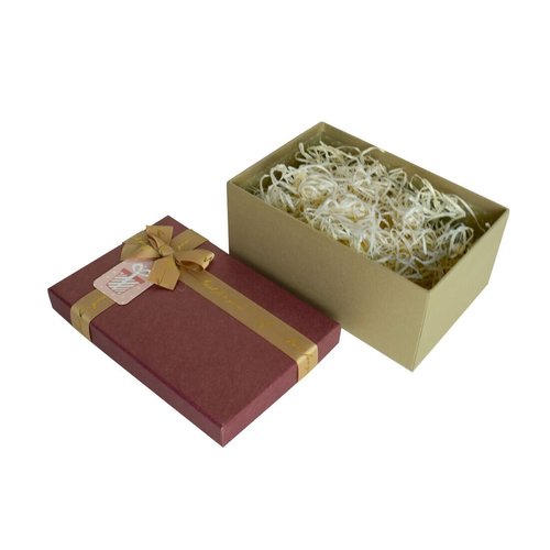 Подарочная коробка с бантом бордово-золотая, M — 25×18,5×11,5 см реальная фотография