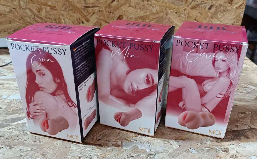 Мастурбатор-вагина MAI Pocket Pussy Roxanne Flesh (в упаковке от другой модели)