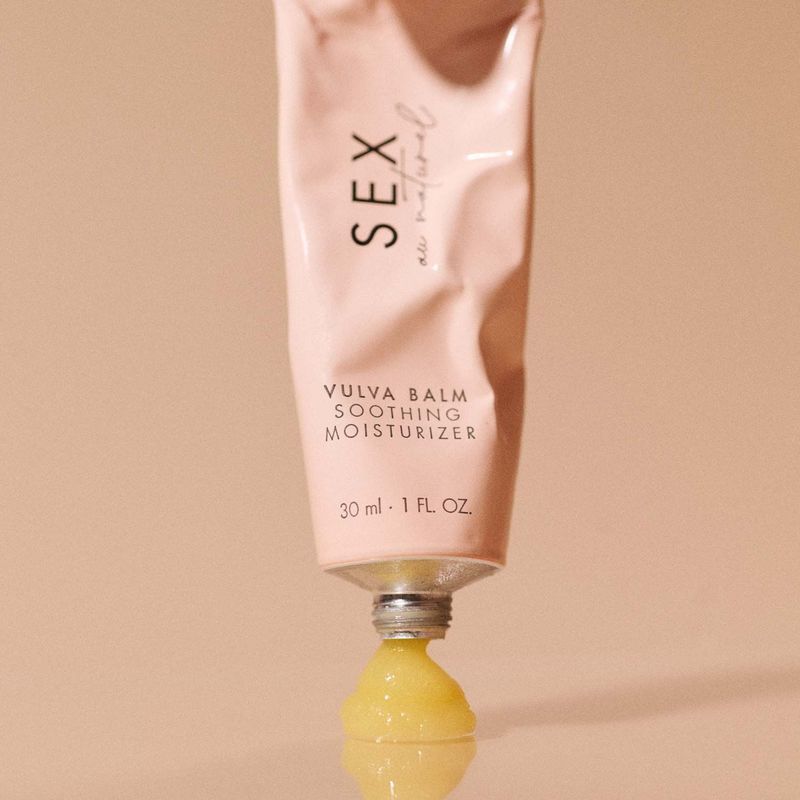 Бальзам для вульви Bijoux Indiscrets Sex Au Naturel Vulva Balm Soothing Moisturizer 30 мл жива фотографія