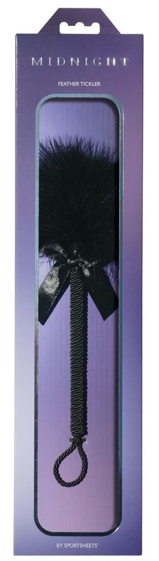Метелочка-щекоталка Sportsheets Midnight Feather Tickler, декорированная шнуром и бантиком жива фотографія