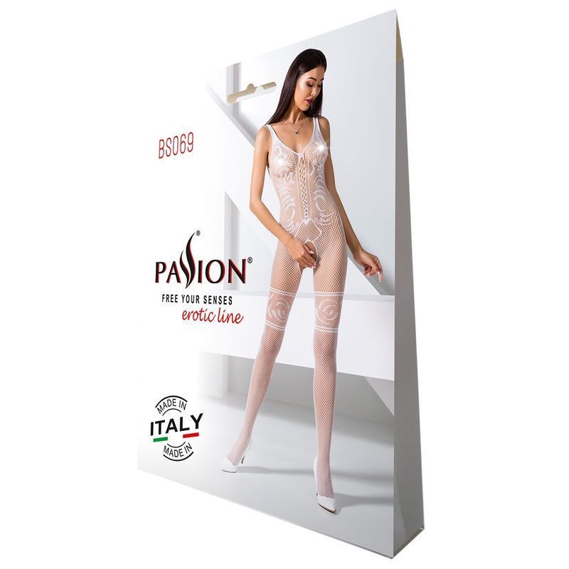 Бодістокінг Passion BS069 white, комбінезон, імітація панчох і боді жива фотографія